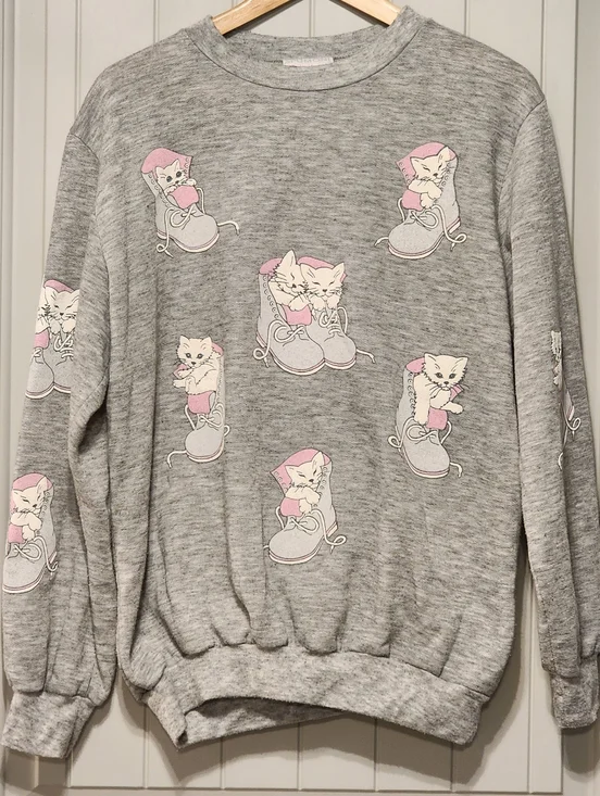 VINTAGE Spumoni by Franko Gray Cats in Boots Sweatshirt Sz Medium Puffy Textured - Picture 2 of 5